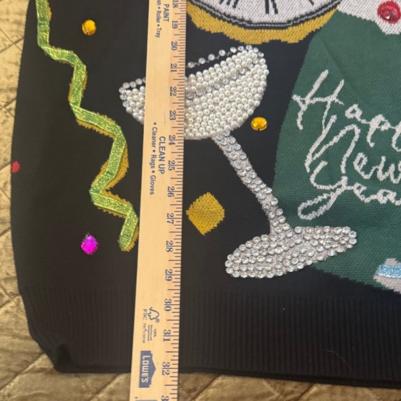 QUEEN OF SPARKLES  Colorful HOLIDAY Sweater - Picture 7 of 8